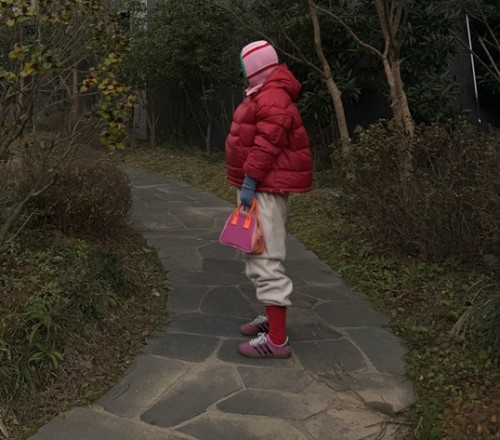 덕다운100 메리후드패딩