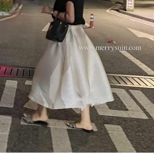 플리츠A라인스커트